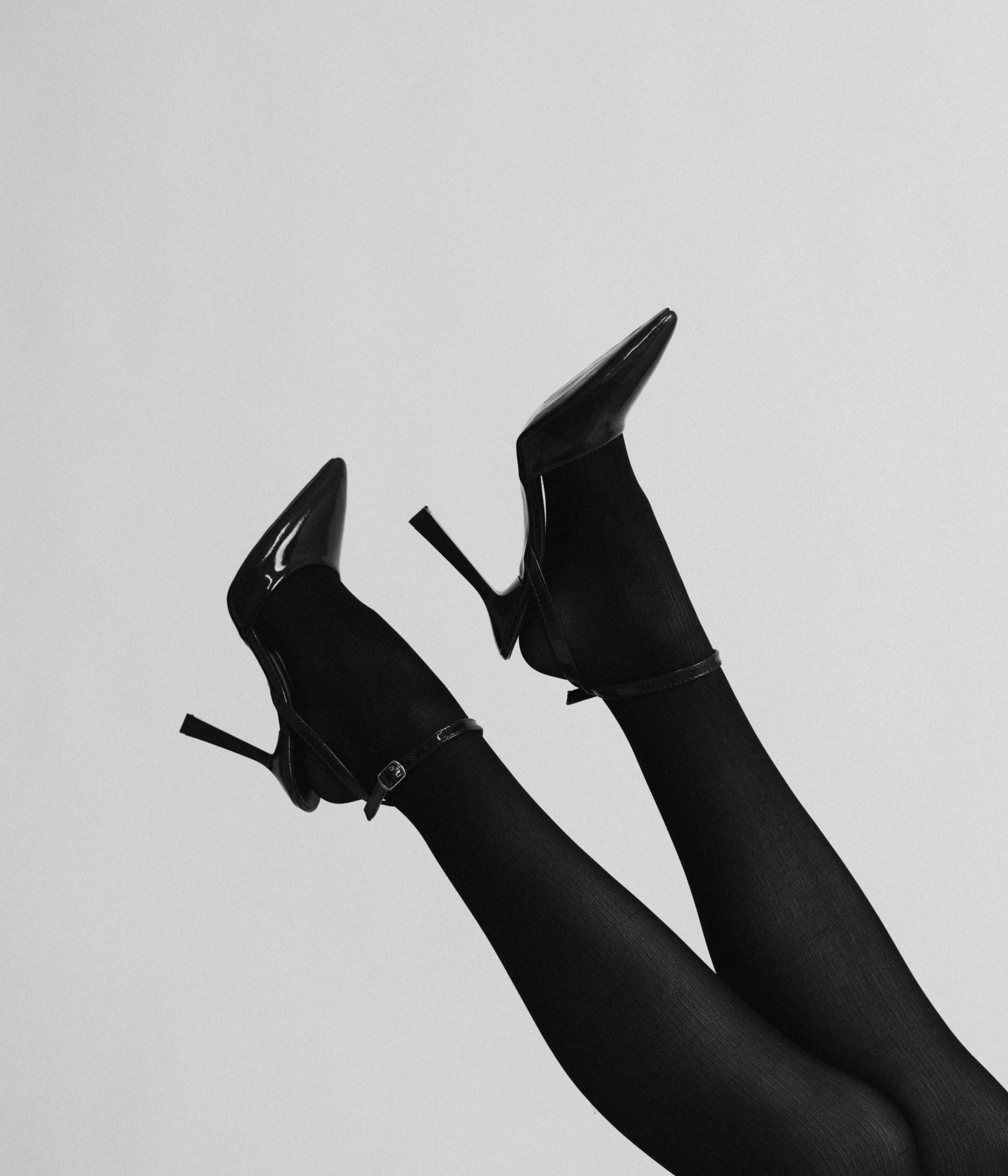 Styling Sheer Tights with Tznius Skirts